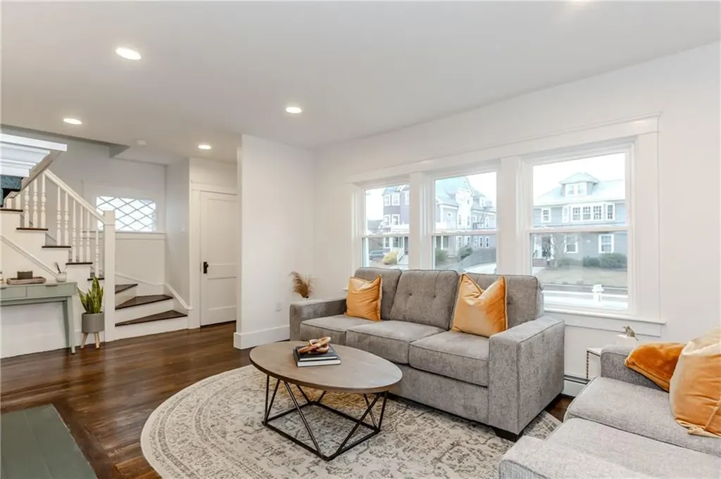 126 Columbia Avenue Cranston RI 02905