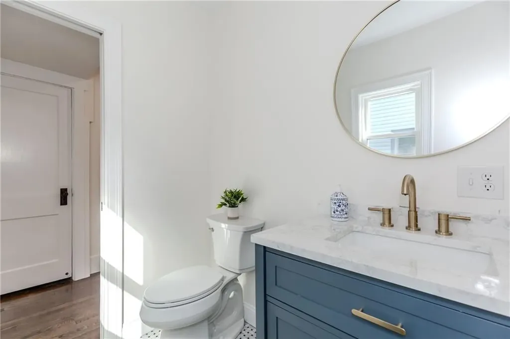 126 Columbia Avenue Cranston RI 02905