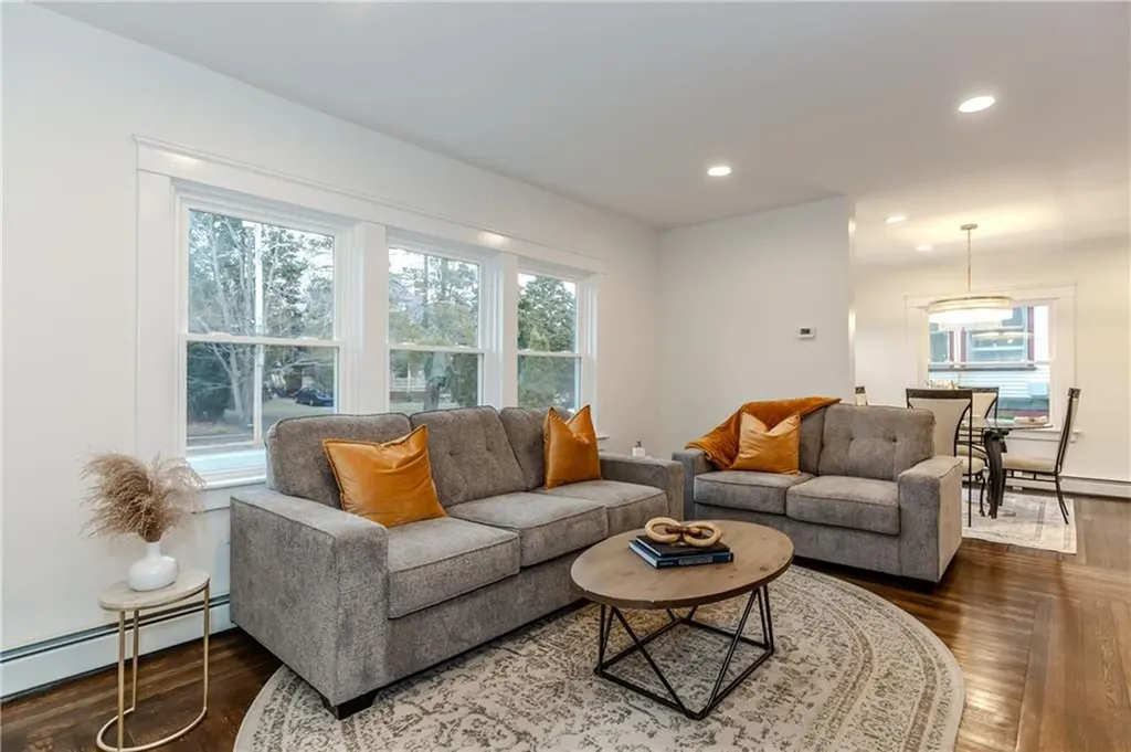 126 Columbia Avenue Cranston RI 02905