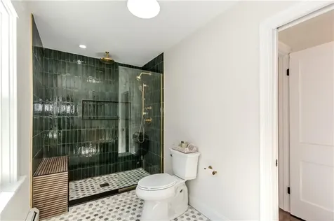 126 Columbia Avenue Cranston RI 02905