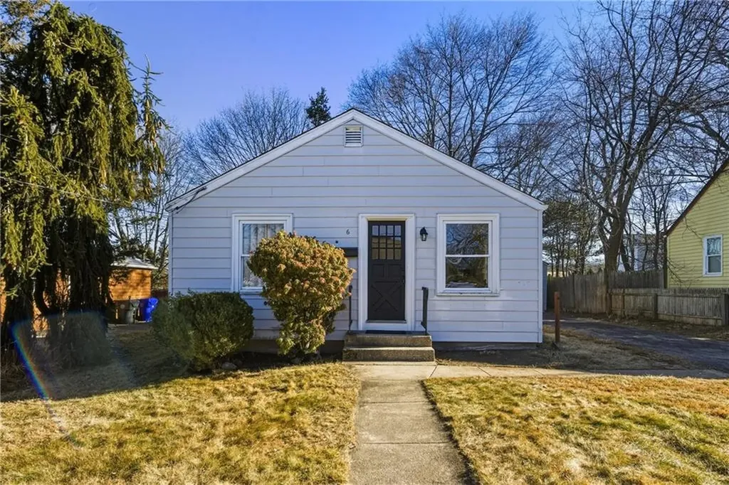 6 Field Avenue West Warwick RI 02893