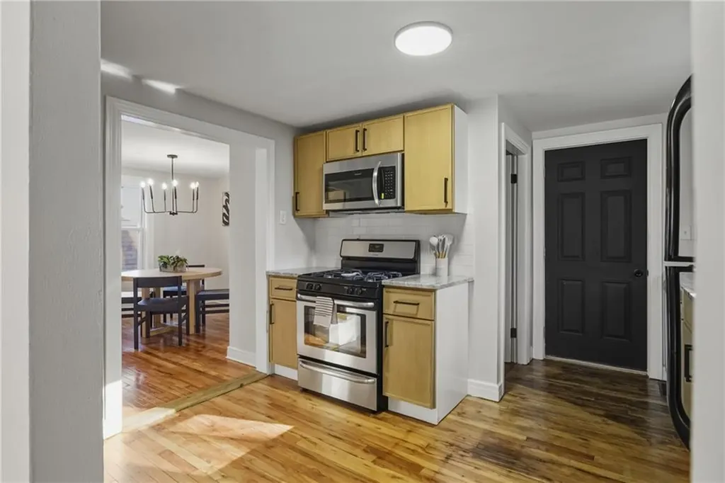 6 Field Avenue West Warwick RI 02893