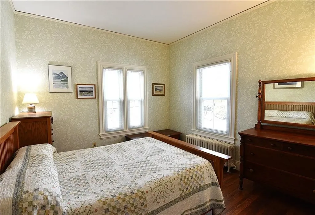 227 Irving Avenue Providence RI 02906