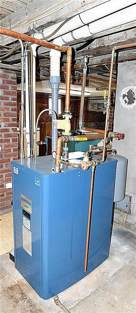 227 Irving Avenue Providence RI 02906