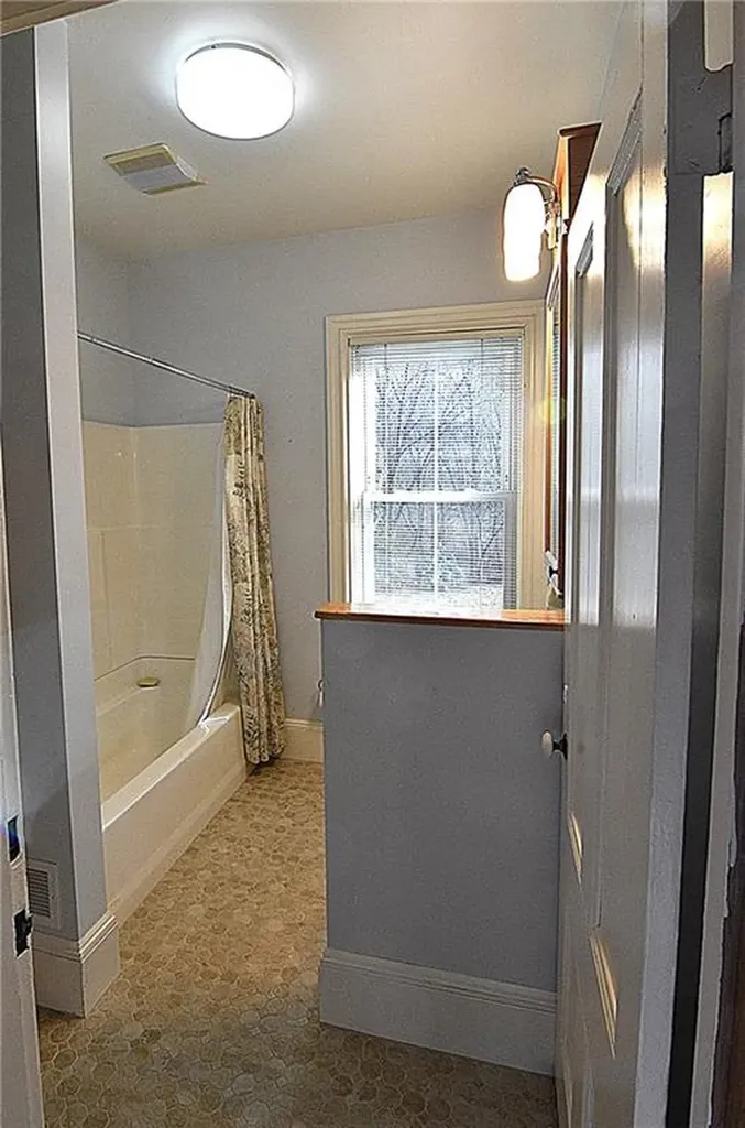 227 Irving Avenue Providence RI 02906