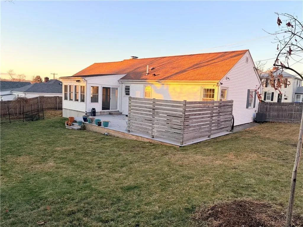 69 Hazelwood Avenue East Providence RI 02914