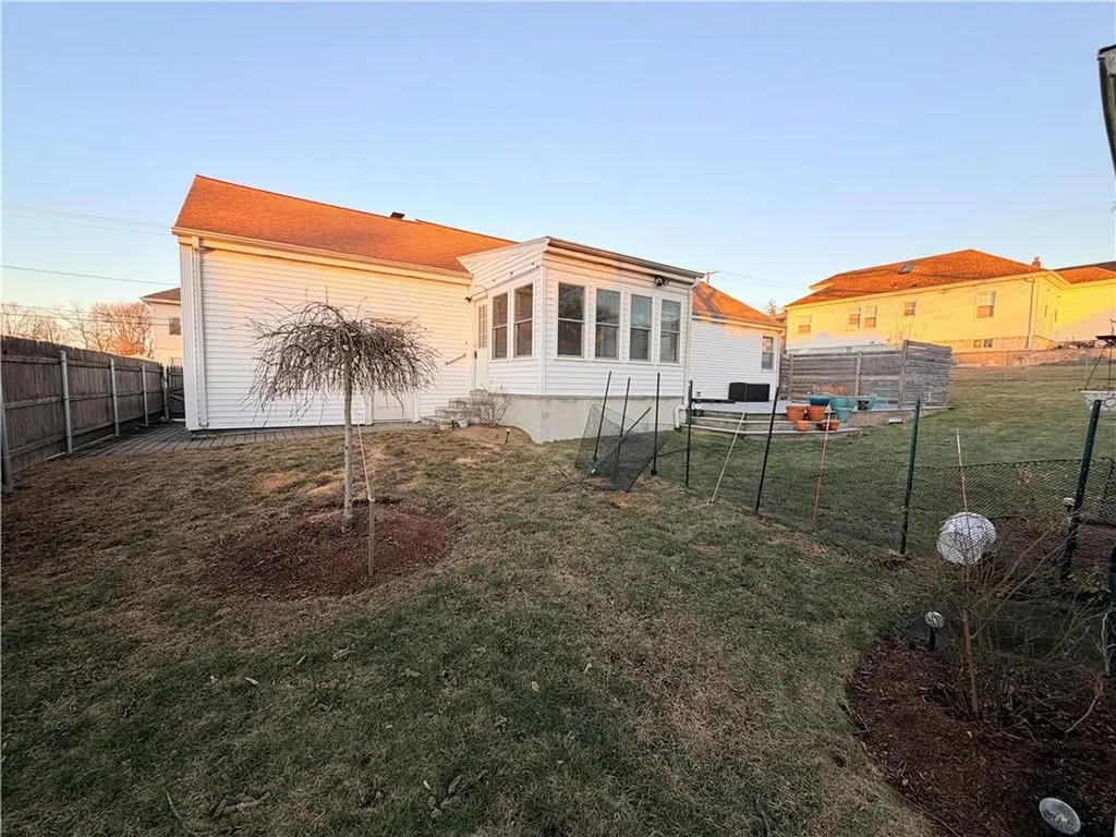 69 Hazelwood Avenue East Providence RI 02914