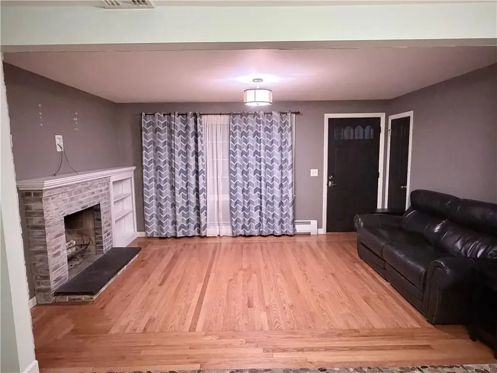 69 Hazelwood Avenue East Providence RI 02914