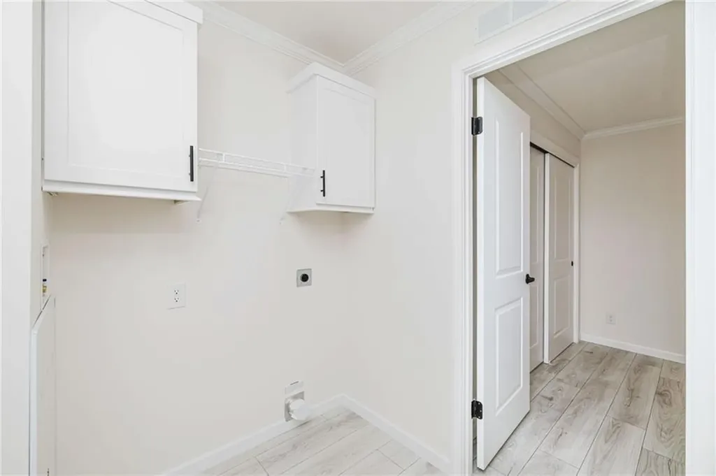 1346 Newport Avenue Attleboro MA 02703