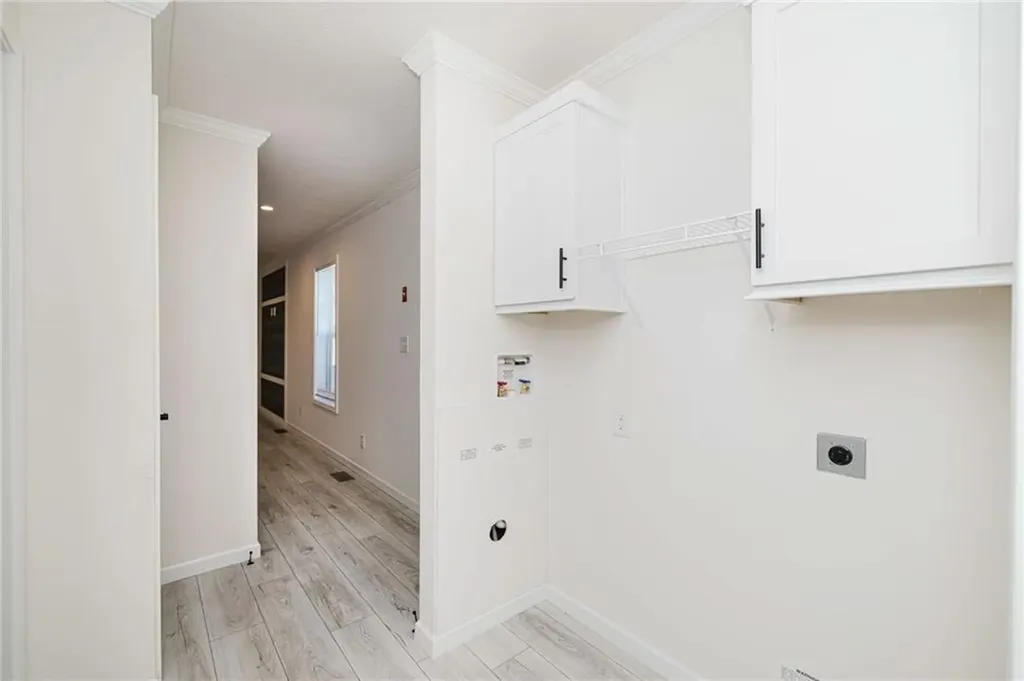 1346 Newport Avenue Attleboro MA 02703