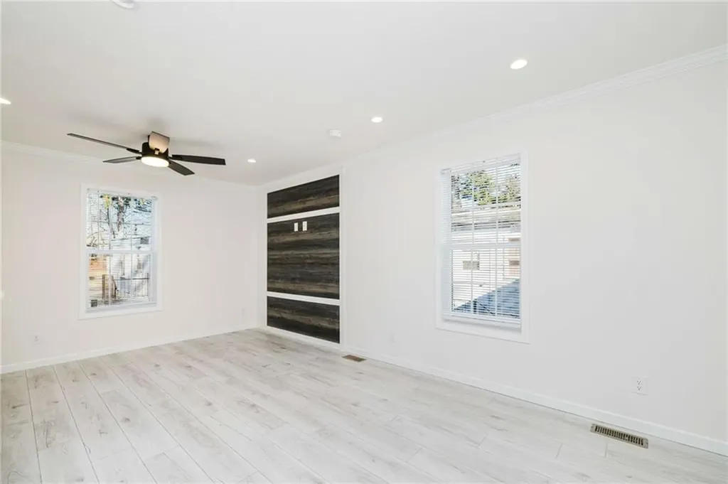 1346 Newport Avenue Attleboro MA 02703