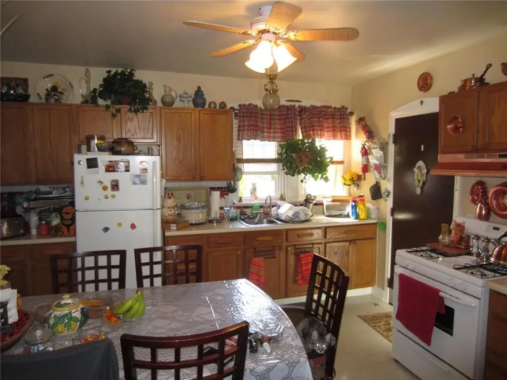 25 31 Moore Street Central Falls RI 02863