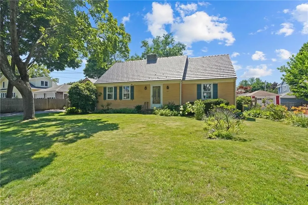 21 Lawrence Avenue Warwick RI 02888