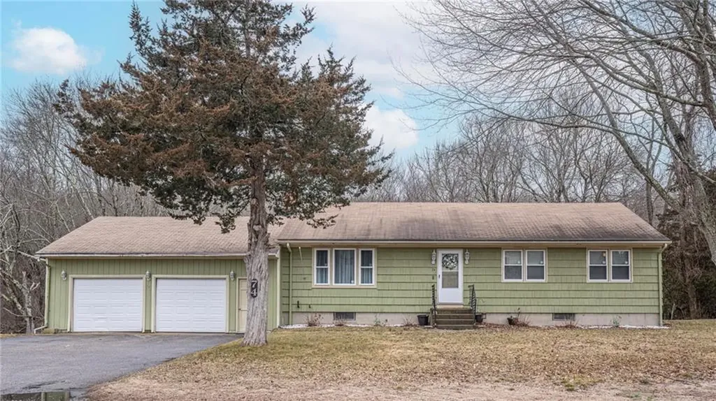 74 Potter Hill Road Westerly RI 02891