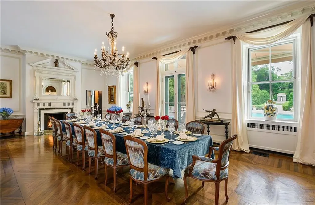 180 Narragansett Avenue Newport RI 02840