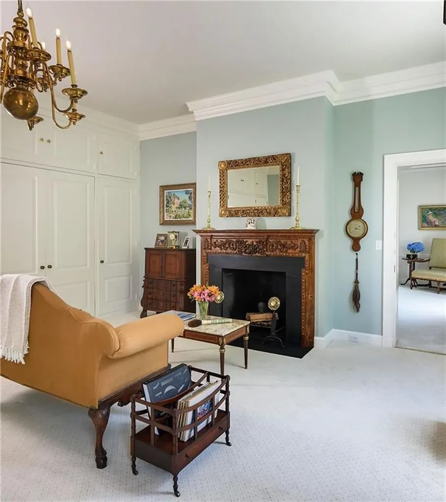 180 Narragansett Avenue Newport RI 02840
