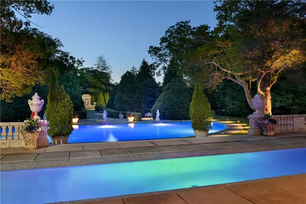 180 Narragansett Avenue Newport RI 02840
