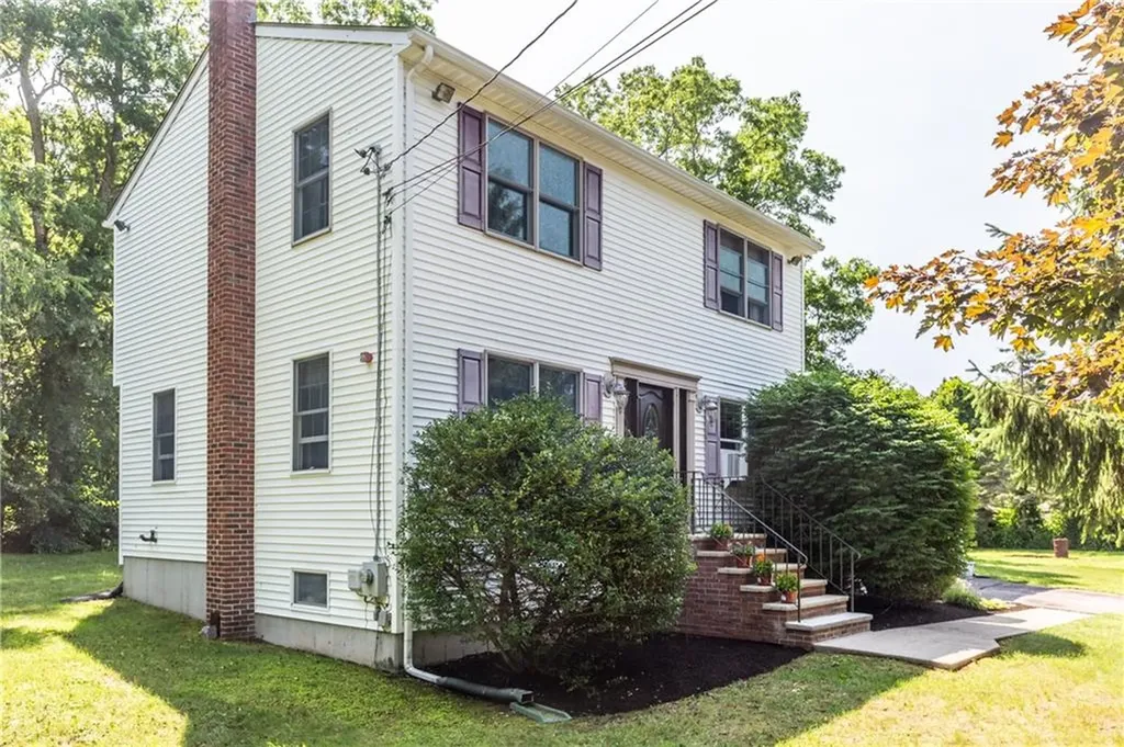 5 Juniper Lane Johnston RI 02919