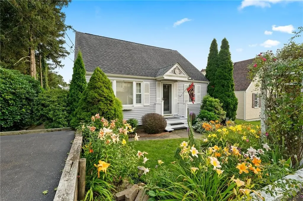 13 Rex Street West Warwick RI 02893
