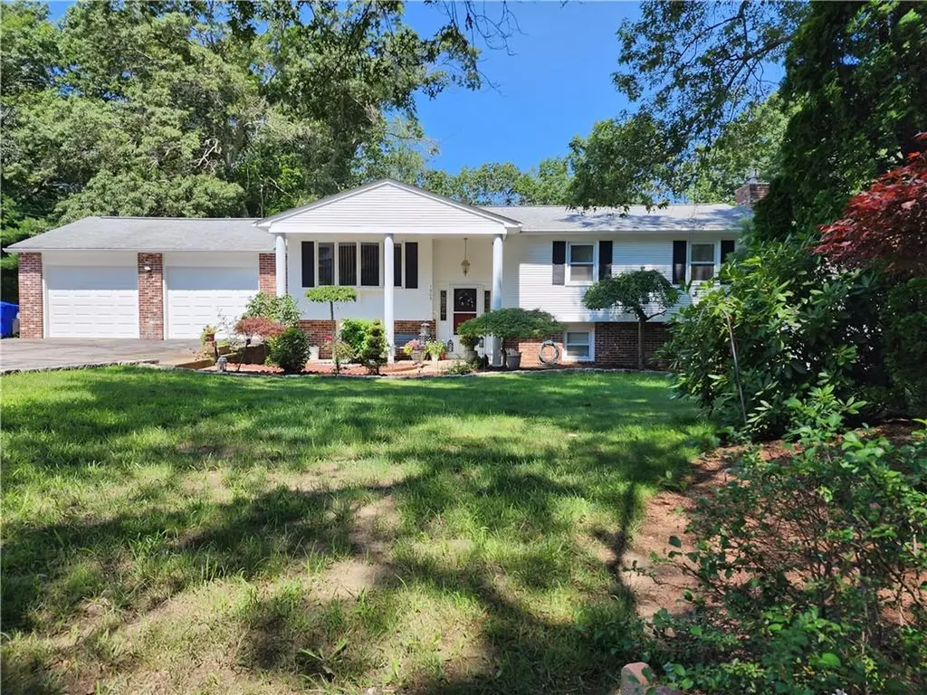 1903 New London Turnpike West Warwick RI 02893