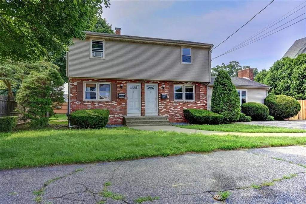 499 501 Cottage Street Pawtucket RI 02861