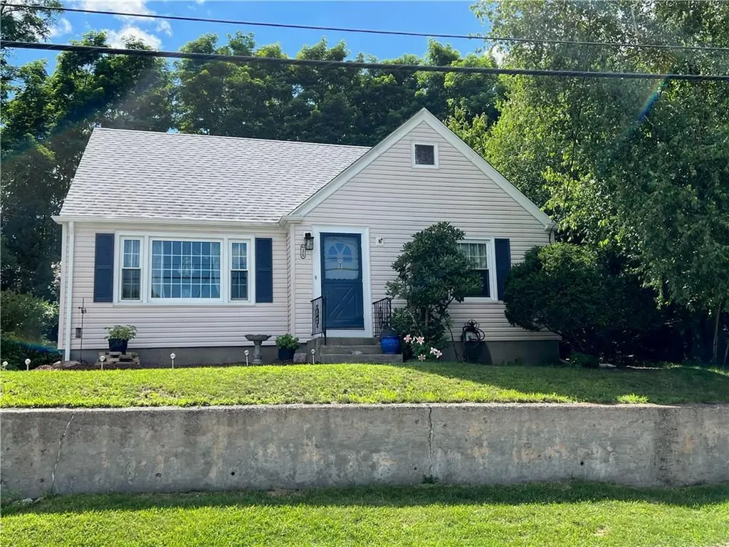 36 Hawthorne Street North Providence RI 02904