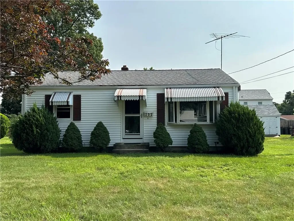 252 Elm Street Warwick RI 02888
