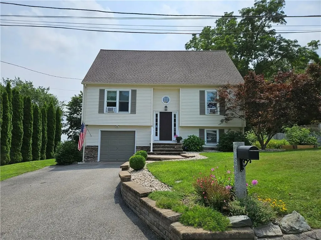5 Hillcrest Avenue Johnston RI 02919