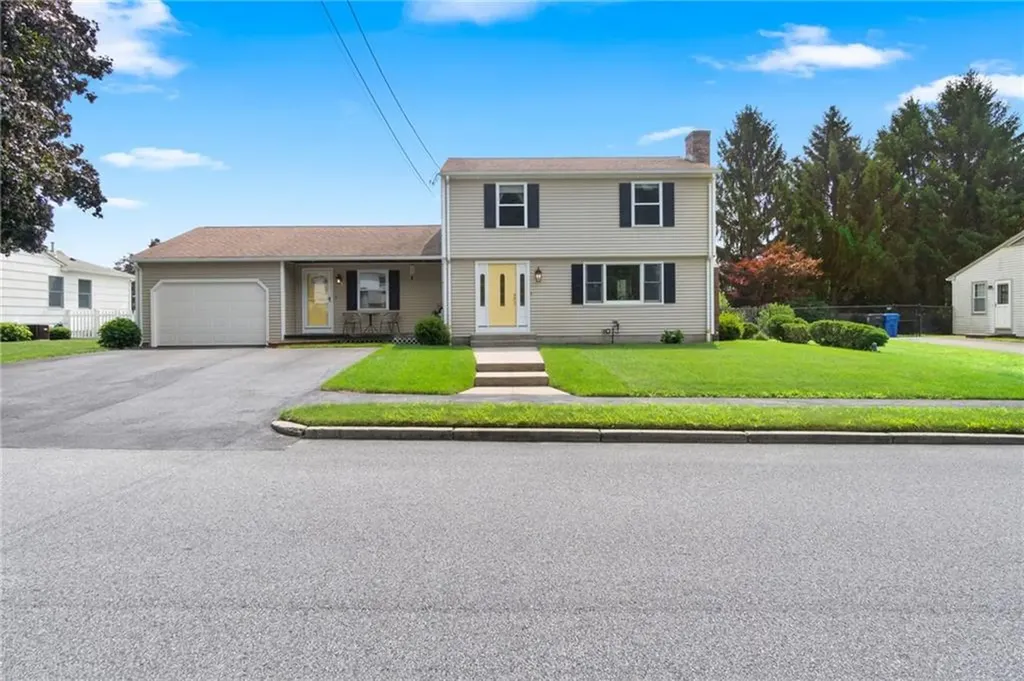 116 Locust Glen Drive Cranston RI 02921