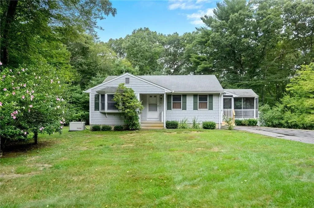 41 Dolly Pond Road Exeter RI 02822