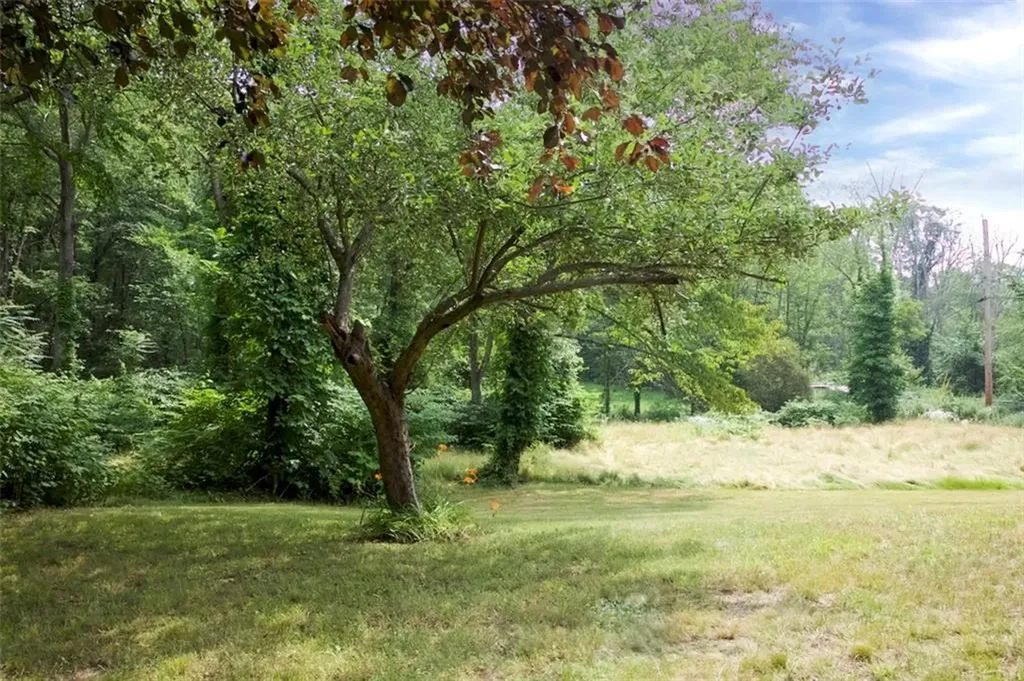 62 Belfield Drive Johnston RI 02919