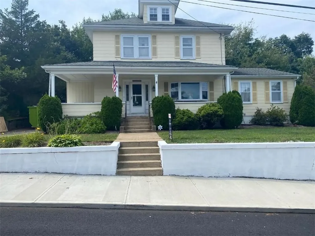 60 Andrews Avenue West Warwick RI 02893