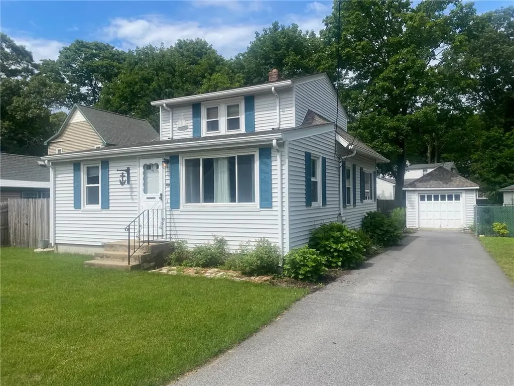 11 Staples Avenue Warwick RI 02886