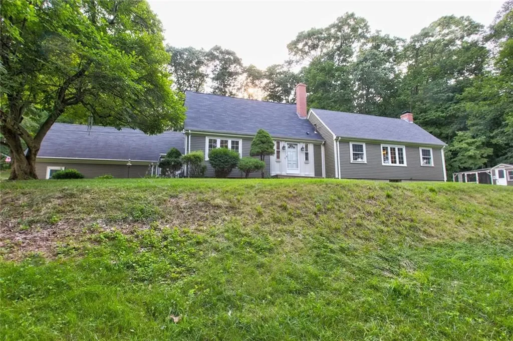 74 Hillside Road Cumberland RI 02864