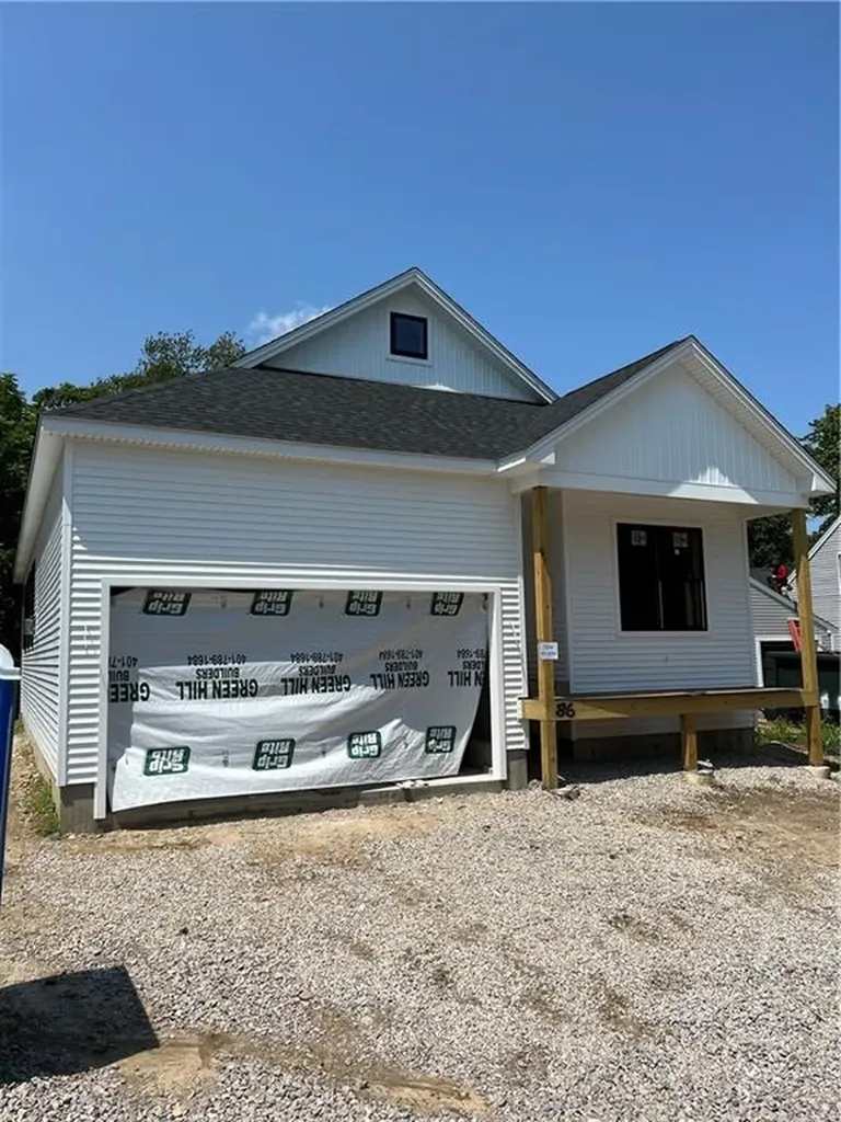 86 Wells Street Westerly RI 02891