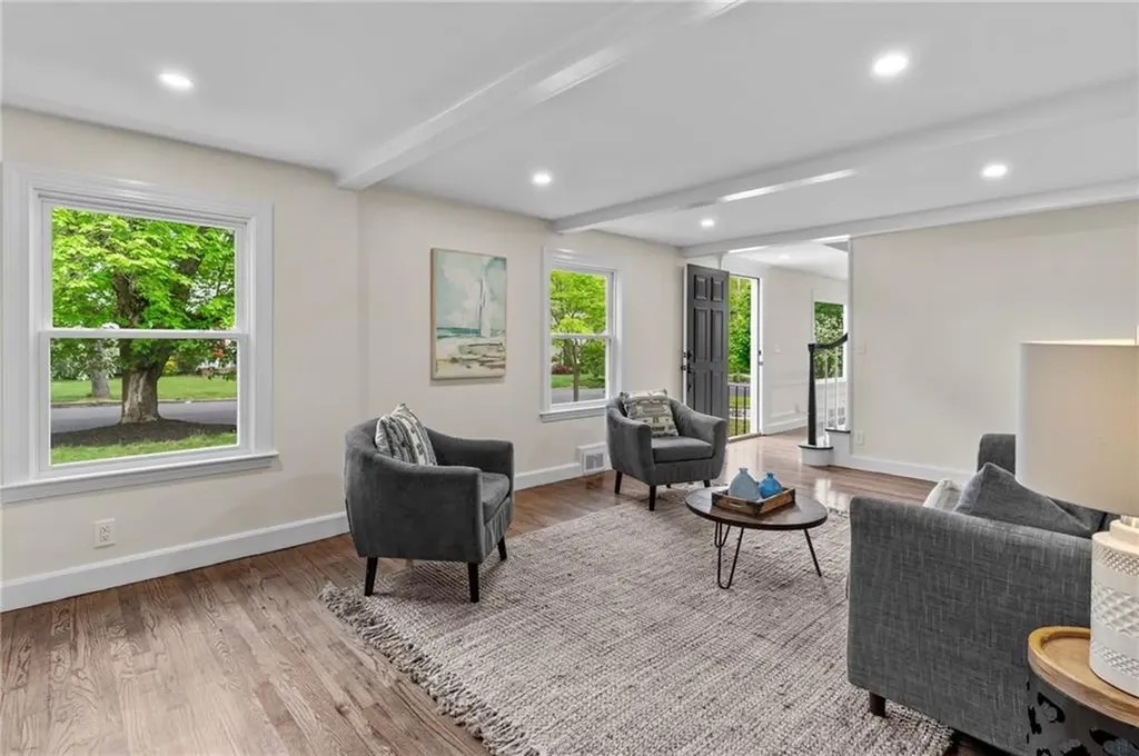 161 Sunny Cove Drive Warwick RI 02889