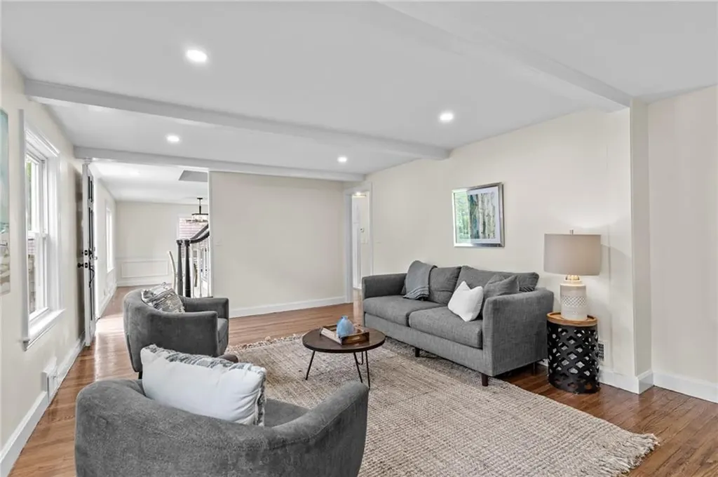 161 Sunny Cove Drive Warwick RI 02889