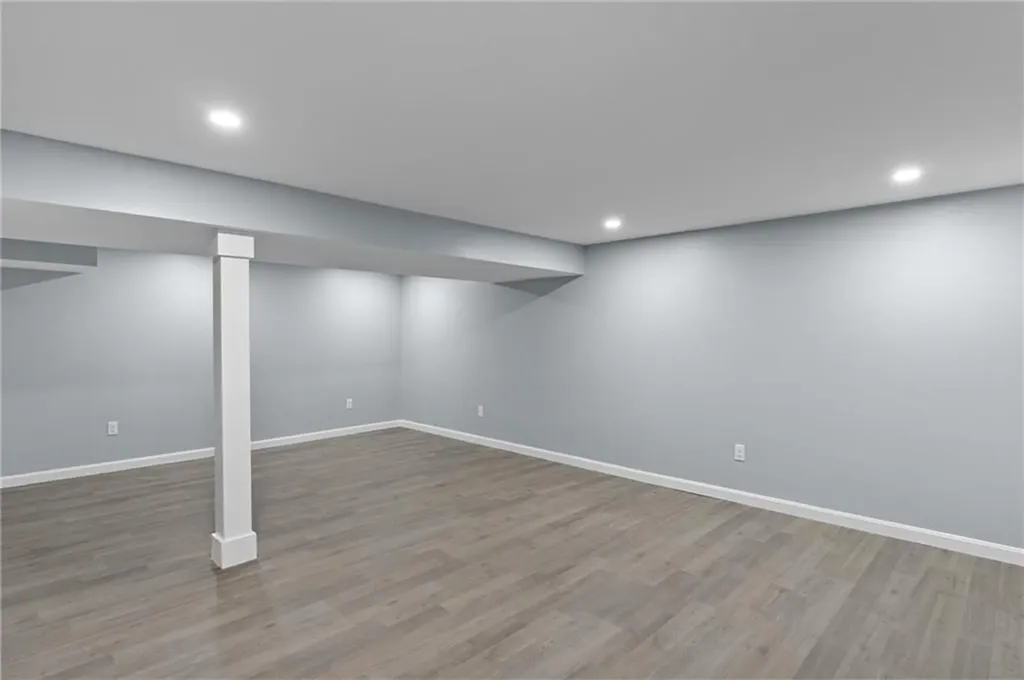 161 Sunny Cove Drive Warwick RI 02889