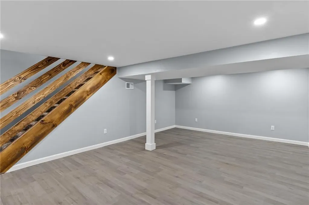 161 Sunny Cove Drive Warwick RI 02889