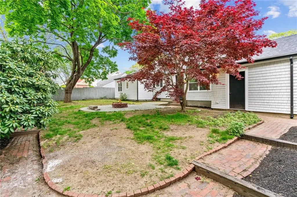 161 Sunny Cove Drive Warwick RI 02889