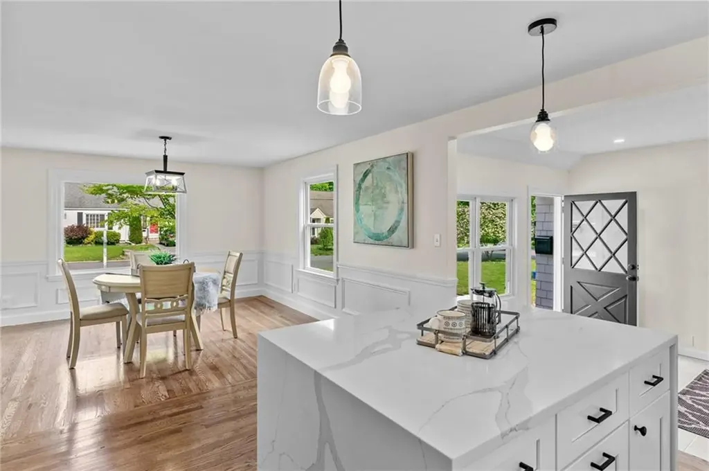 161 Sunny Cove Drive Warwick RI 02889