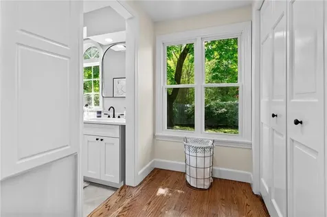 161 Sunny Cove Drive Warwick RI 02889