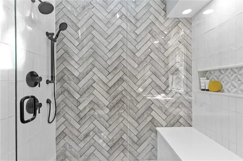 161 Sunny Cove Drive Warwick RI 02889