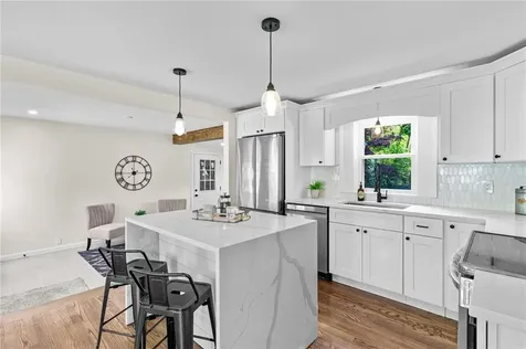 161 Sunny Cove Drive Warwick RI 02889