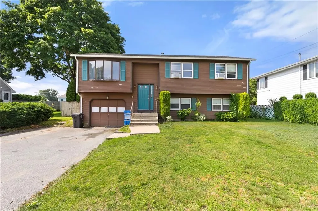54 Salem Avenue Cranston RI 02920