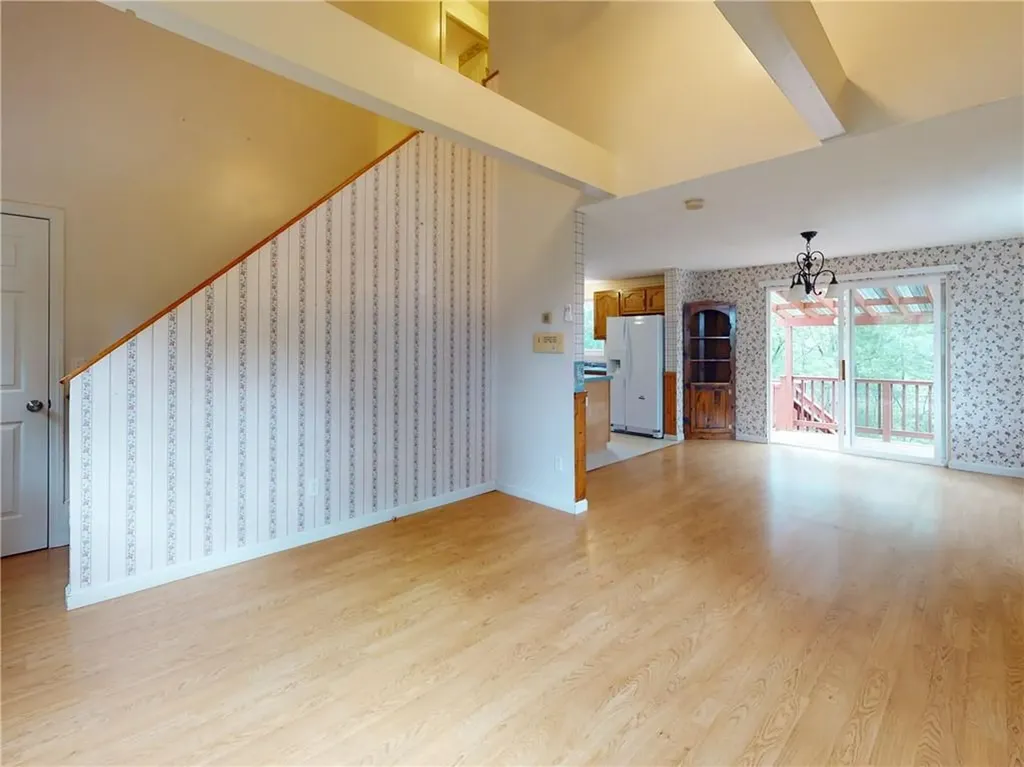 27 Oakdale Street Smithfield RI 02917
