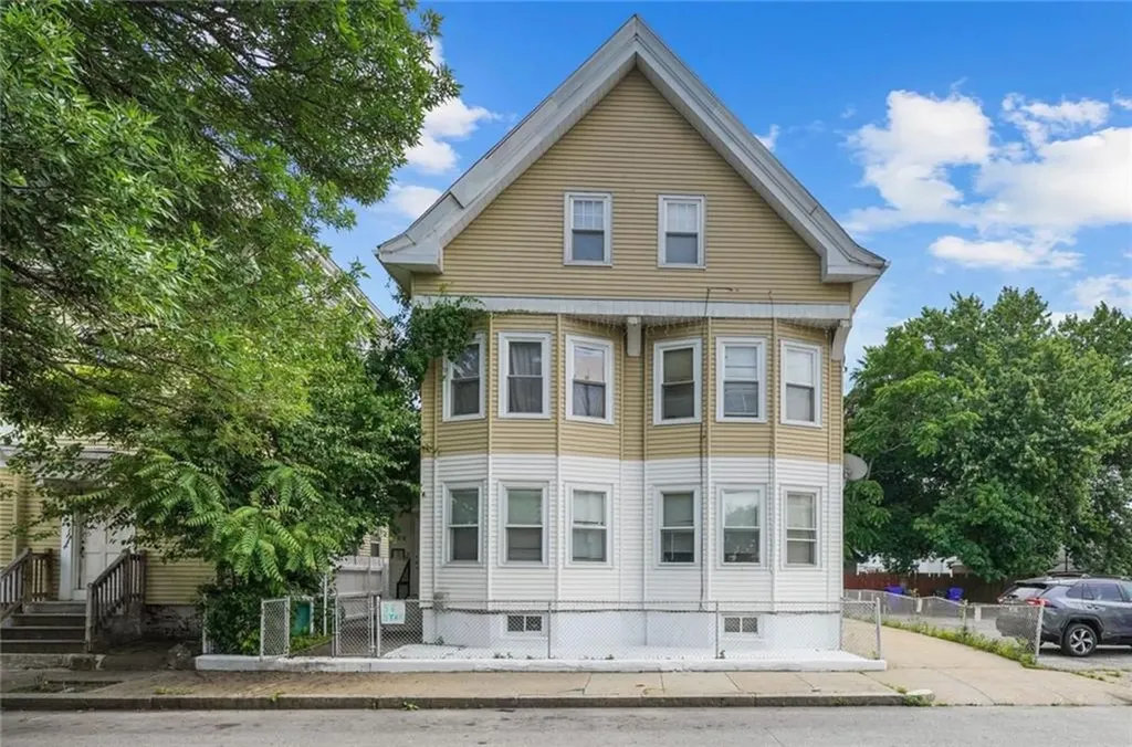 56 Star Street Pawtucket RI 02860