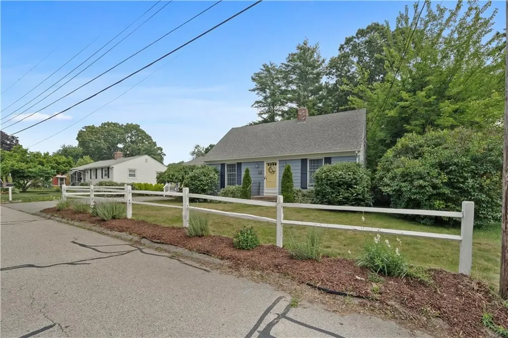 30 Meredith Drive Coventry RI 02816