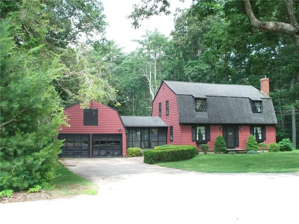 29 Old Richmond Townhouse Road Richmond RI 02812