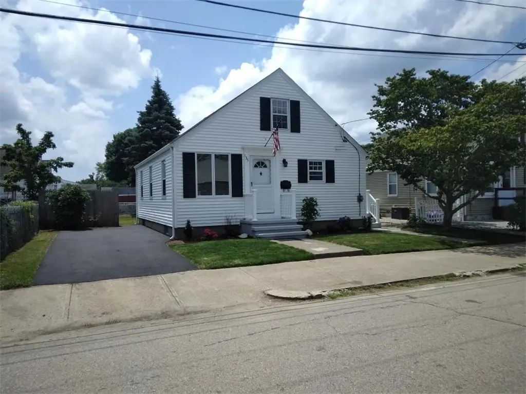 135 Campbell Street Pawtucket RI 02861